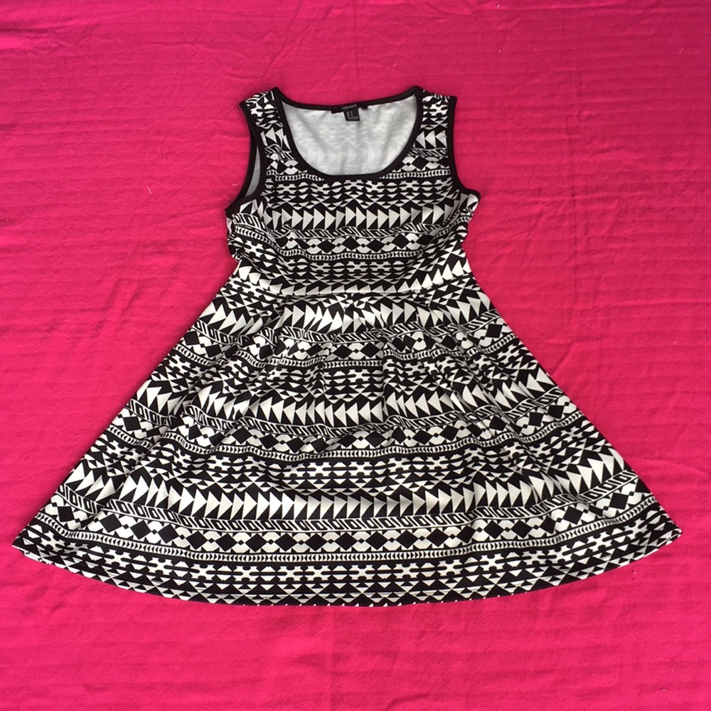 Aztec tribal print sleeveless dress